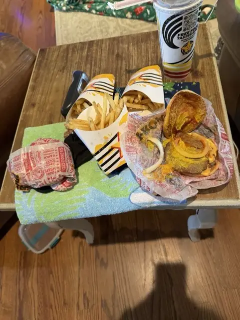 Hardee&rsquo;s Menu And Prices