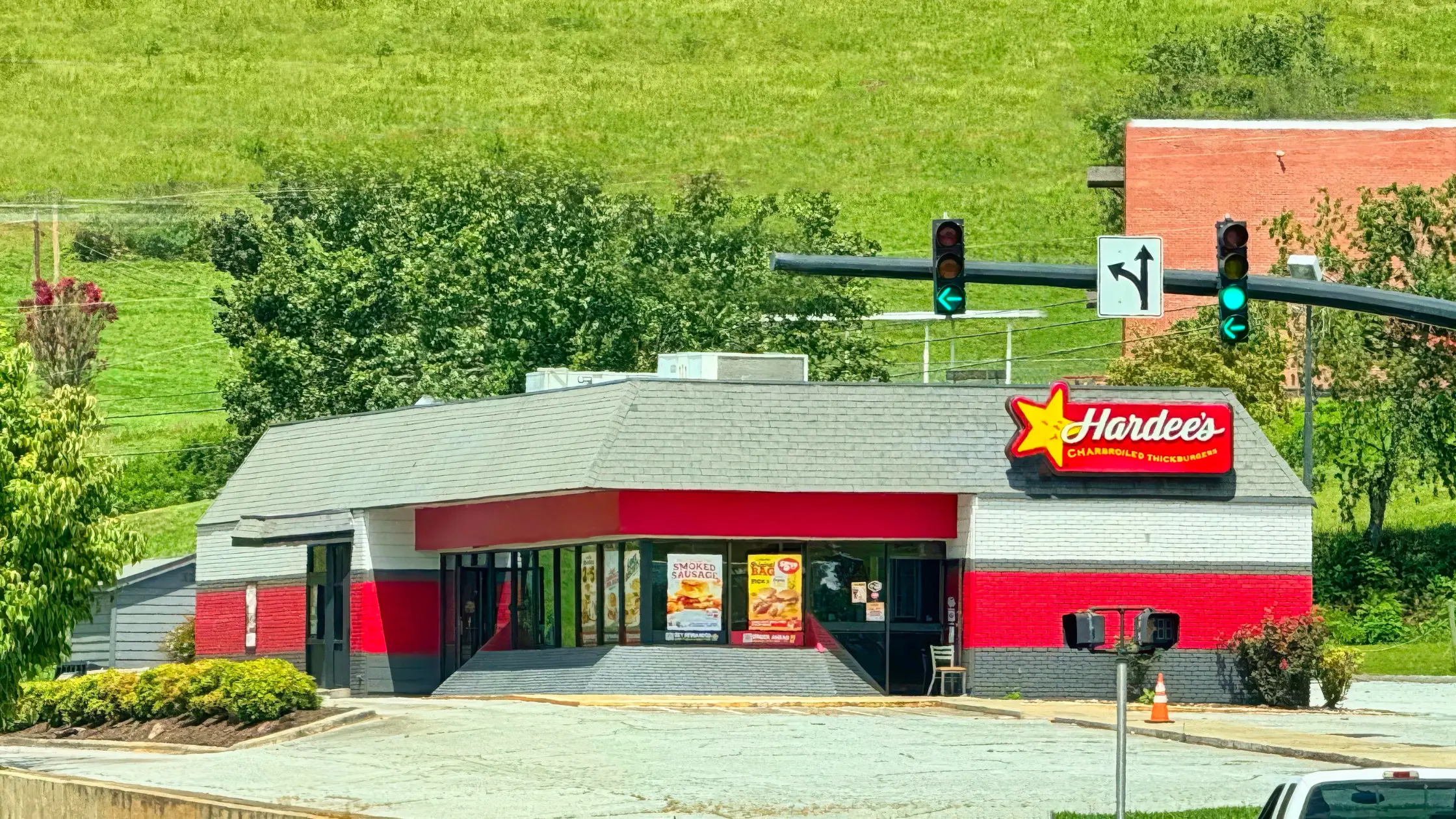 Hardee’s Menu With Prices