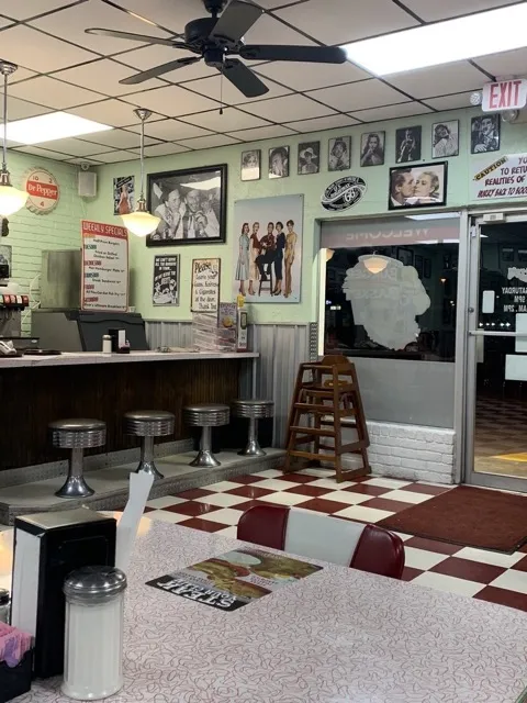 Boomarang Diner Menu And Prices