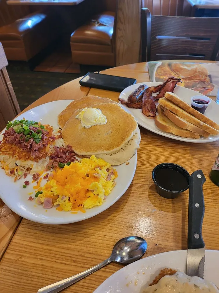 Shari's Cafe & Pies Menu Prices